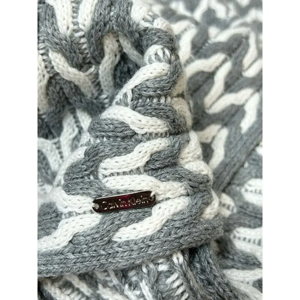 Calvin Klein‎ Infinity Loop Women's Knitted Gray white Scarf